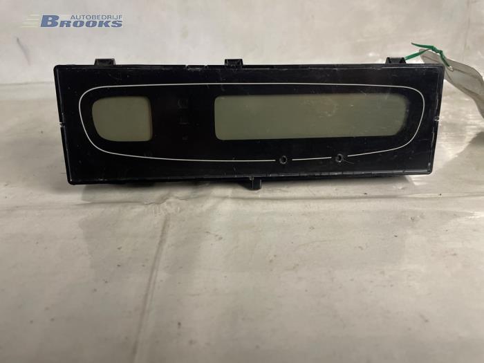 Gebruikte Display Interieur Renault Laguna II Grandtour (KG) 1.8 16V Prijs € 25,00 Margeregeling aangeboden door Autobedrijf Brooks