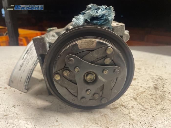 Gebruikte Aircopomp Fiat Punto II (188) 1.2 16V 3-Drs. Prijs € 24,00 Margeregeling aangeboden door Autobedrijf Brooks