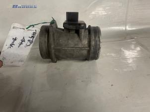 Gebruikte Luchtmassameter Audi A4 Cabrio (B7) 2.5 TDI 24V Prijs € 24,00 Margeregeling aangeboden door Autobedrijf Brooks