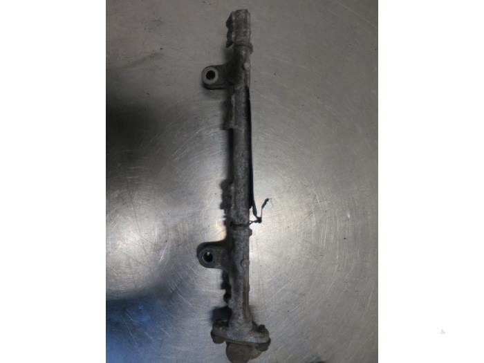 Gebruikte Injector brug Daihatsu YRV (M2) 1.3 16V DVVT Prijs € 35,00 Margeregeling aangeboden door Autobedrijf Brooks