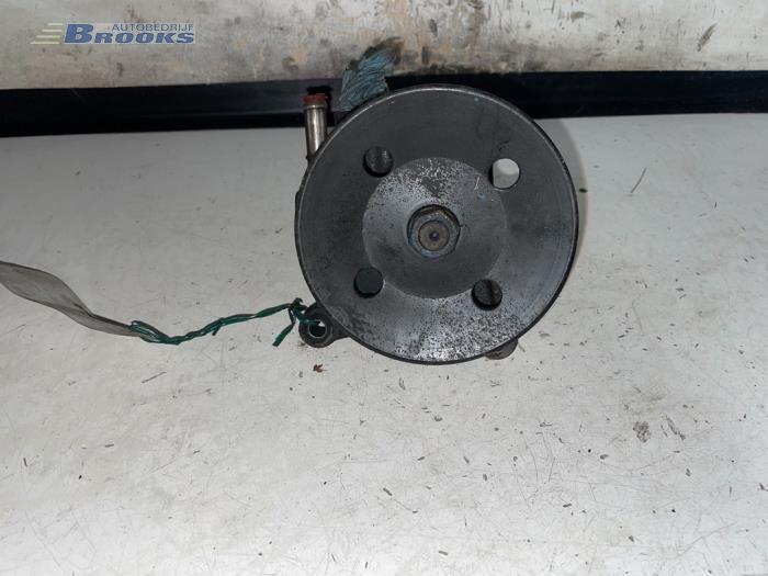 Gebruikte Servopomp Ssang Yong Musso 2.9D Prijs € 30,00 Margeregeling aangeboden door Autobedrijf Brooks