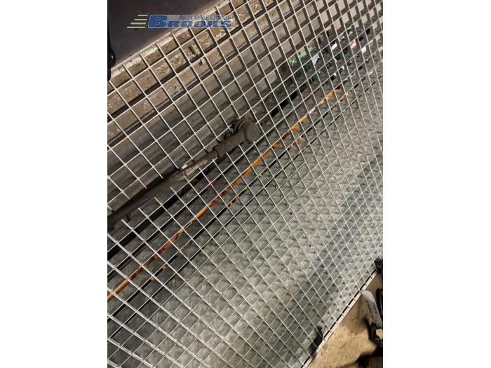 Stuurhuis Bekrachtigd van een Hyundai Trajet 2.0 CRDi 16V 2006