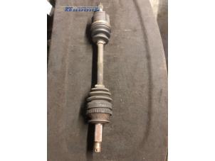 Gebruikte Homokineetas links-voor Hyundai Trajet 2.0 CRDi 16V Prijs € 60,00 Margeregeling aangeboden door Autobedrijf Brooks