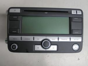 Gebruikte Navigatie Systeem Volkswagen Touran (1T1/T2) 1.4 16V TSI 140 Prijs € 130,00 Margeregeling aangeboden door Autobedrijf Brooks