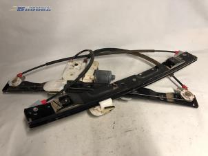 Gebruikte Ruitmechaniek 4Deurs links-voor Ford S-Max (GBW) 2.0 16V Flexifuel Prijs € 50,00 Margeregeling aangeboden door Autobedrijf Brooks