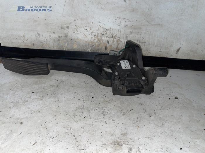 Gebruikte Gaspedaalpositie Sensor Opel Corsa C (F08/68) 1.2 16V Twin Port Prijs € 25,00 Margeregeling aangeboden door Autobedrijf Brooks
