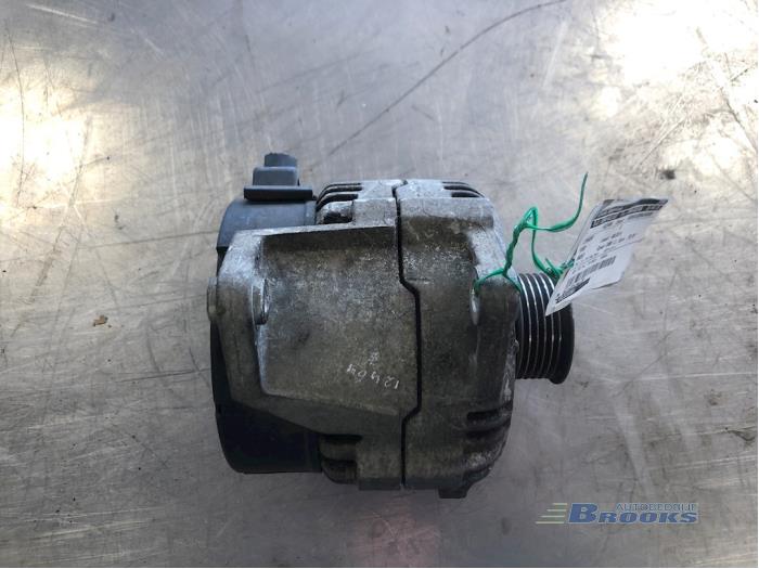 Gebruikte Dynamo Ford Mondeo II Wagon 1.6i 16V E2/96 EEC Prijs € 20,00 Margeregeling aangeboden door Autobedrijf Brooks