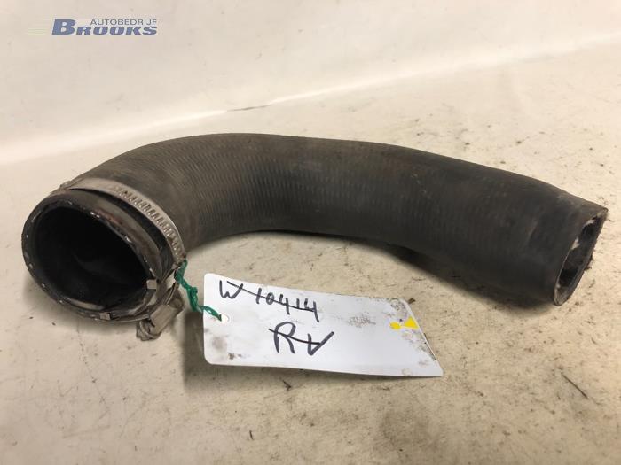 Gebruikte Intercooler Slang Audi Q5 (8RB) 2.0 TDI 16V Quattro Prijs € 20,00 Margeregeling aangeboden door Autobedrijf Brooks