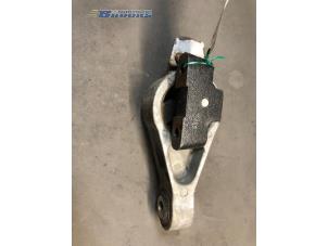 Gebruikte Motorsteun Chrysler PT Cruiser 2.2 CRD 16V Prijs € 30,00 Margeregeling aangeboden door Autobedrijf Brooks