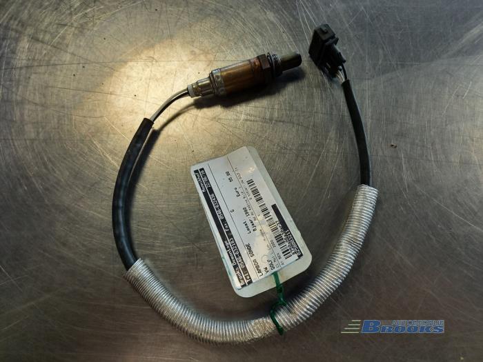 Lambda Sonde van een Volkswagen Transporter T4 2.5 i 1994