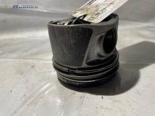 Gebruikte Zuiger Volkswagen Golf Prijs € 52,00 Margeregeling aangeboden door Autobedrijf Brooks