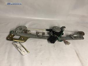 Gebruikte Motor portierruit Mazda MX-6 Prijs € 20,00 Margeregeling aangeboden door Autobedrijf Brooks