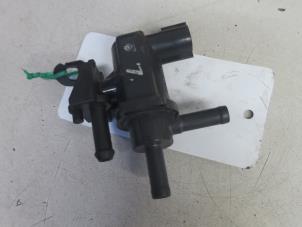 Gebruikte Overdrukklep Turbo Toyota Avensis Wagon (T25/B1E) 2.0 16V VVT-i D4 Prijs € 20,00 Margeregeling aangeboden door Autobedrijf Brooks