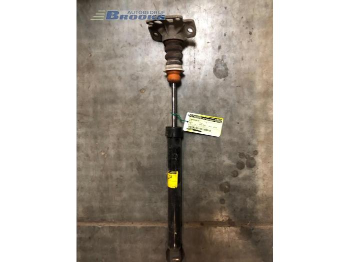 Schokdemper rechts-achter van een Fiat Punto 2008