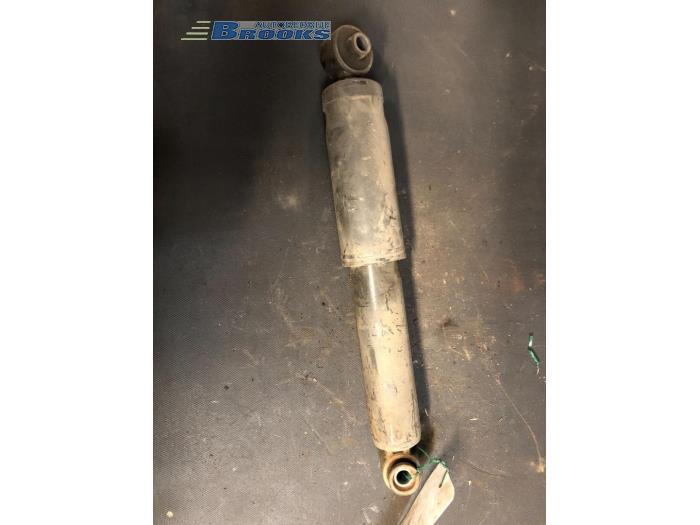 Schokdemper rechts-achter van een Fiat Punto 2008