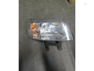 Gebruikte Koplamp rechts Volkswagen Transporter Prijs op aanvraag aangeboden door Autobedrijf Brooks