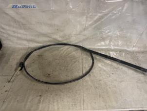 Gebruikte Handrem Kabel Mercedes CLK (R209) 2.6 240 V6 18V Prijs € 25,00 Margeregeling aangeboden door Autobedrijf Brooks