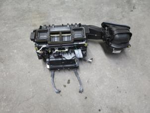 Gebruikte Kachelhuis Mercedes CLK (R209) 2.6 240 V6 18V Prijs € 280,00 Margeregeling aangeboden door Autobedrijf Brooks