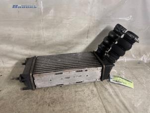 Gebruikte Intercooler Peugeot 5008 I (0A/0E) 1.6 HDiF 16V Prijs € 32,00 Margeregeling aangeboden door Autobedrijf Brooks