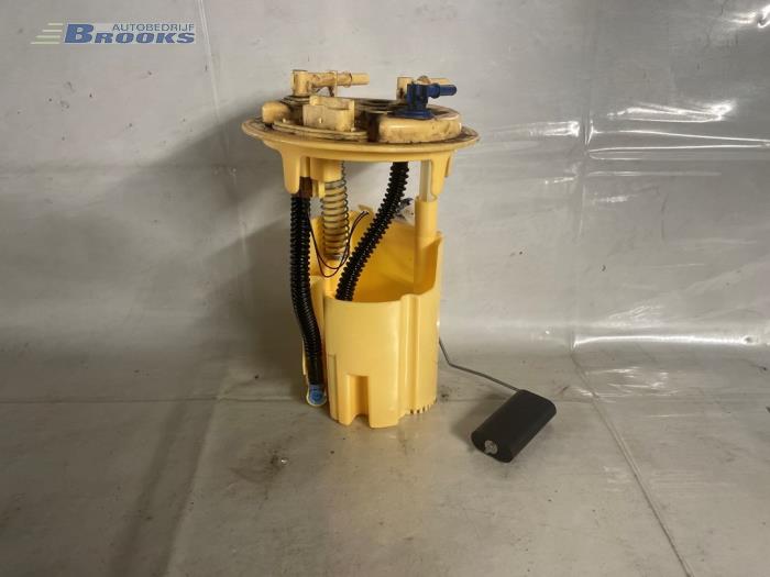 Gebruikte Tank element Pomp Citroen DS3 (SA) 1.4 HDi Prijs € 50,00 Margeregeling aangeboden door Autobedrijf Brooks