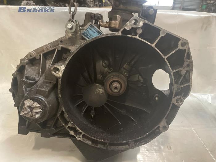 Gebruikte Versnellingsbak Volkswagen Sharan (7M8/M9/M6) 2.8 VR6,VR6 Carat Prijs op aanvraag aangeboden door Autobedrijf Brooks