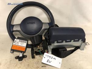 Gebruikte Airbag Set + Module Smart City-Coupé 0.6 Turbo i.c. Smart&Pulse Prijs op aanvraag aangeboden door Autobedrijf Brooks