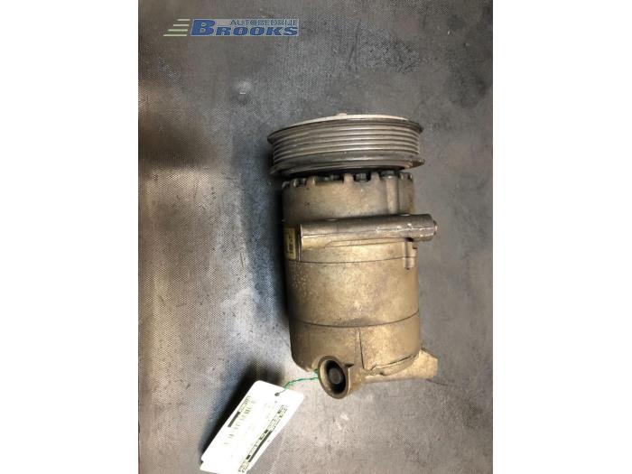 Gebruikte Aircopomp Ford Transit 2.2 TDCi 16V Prijs € 40,00 Margeregeling aangeboden door Autobedrijf Brooks