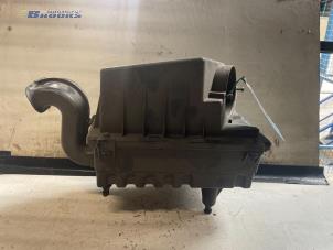 Gebruikte Luchtfilterhuis Ford Transit Connect 1.8 TDCi 75 Prijs € 20,00 Margeregeling aangeboden door Autobedrijf Brooks