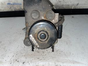 Gebruikte ABS Pomp Volkswagen Golf IV (1J1) 1.6 Prijs € 40,00 Margeregeling aangeboden door Autobedrijf Brooks