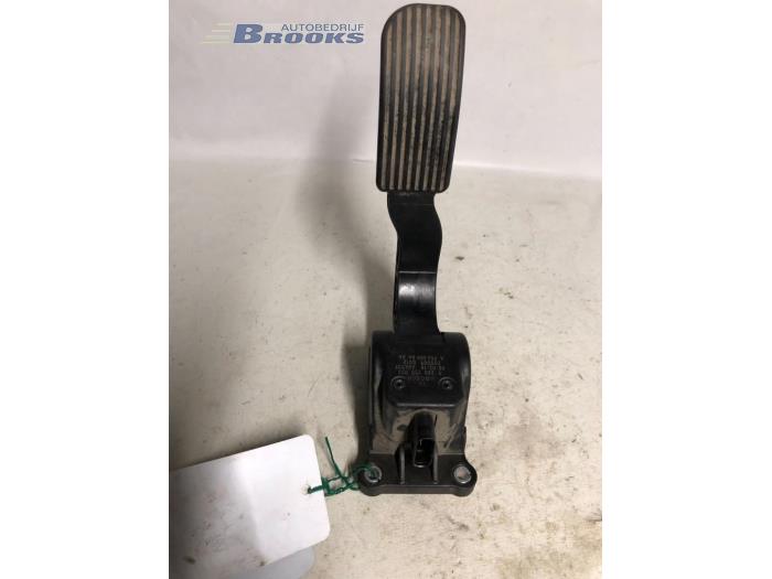 Gebruikte Gaspedaalpositie Sensor Volkswagen Crafter 2.5 TDI 30/32/35/46/50 Prijs € 40,00 Margeregeling aangeboden door Autobedrijf Brooks