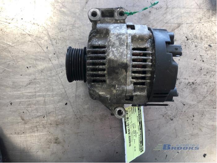 Gebruikte Dynamo Renault Kangoo (KC) 1.4 Prijs € 25,00 Margeregeling aangeboden door Autobedrijf Brooks
