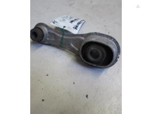 Gebruikte Motorrubber Dacia Duster (HS) 1.5 dCi Prijs € 25,00 Margeregeling aangeboden door Autobedrijf Brooks