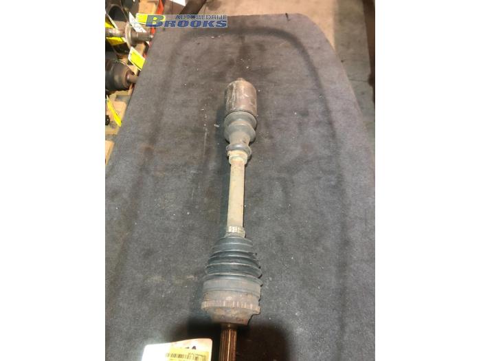 Gebruikte Steekas links-voor Renault Megane (BA) 1.6i ,Easy Prijs € 20,00 Margeregeling aangeboden door Autobedrijf Brooks