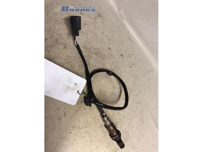 Lambda Sonde van een Toyota Yaris (P1) 1.3 16V VVT-i 2004