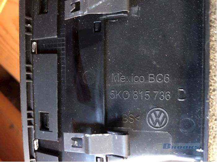 Luchtrooster Dashboard van een Volkswagen Golf VI Variant (AJ5/1KA) 1.6 TDI 16V 105 2010