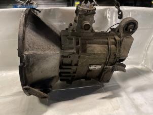 Gebruikte Versnellingsbak Renault Messenger B 120.55T Prijs op aanvraag aangeboden door Autobedrijf Brooks