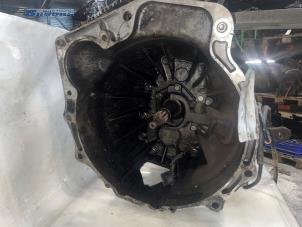 Gebruikte Versnellingsbak Iveco New Daily I/II 35.10 Turbo Prijs € 350,00 Margeregeling aangeboden door Autobedrijf Brooks