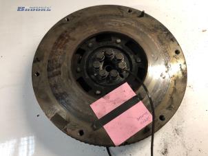 Gebruikte Dubbele massa vliegwiel Iveco New Daily V 29L13, 29L13D, 35C13D, 40C13D Prijs op aanvraag aangeboden door Autobedrijf Brooks