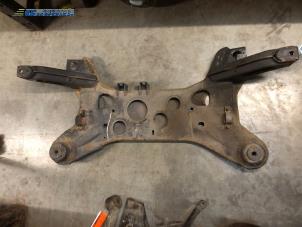 Gebruikte Subframe Ford Transit 2.0 TDdi 16V 260S Prijs € 50,00 Margeregeling aangeboden door Autobedrijf Brooks