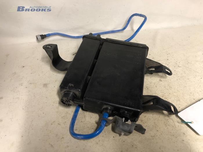 Gebruikte Koolstoffilter Fiat 500 (312) 1.2 Prijs € 15,00 Margeregeling aangeboden door Autobedrijf Brooks