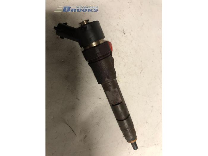 Verstuiver (diesel) van een Renault Megane II (BM/CM) 1.9 dCi 120 2003