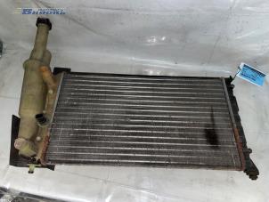 Gebruikte Radiateur Lancia Ypsilon (840) 1.2 LS,LX 16V Prijs € 15,00 Margeregeling aangeboden door Autobedrijf Brooks