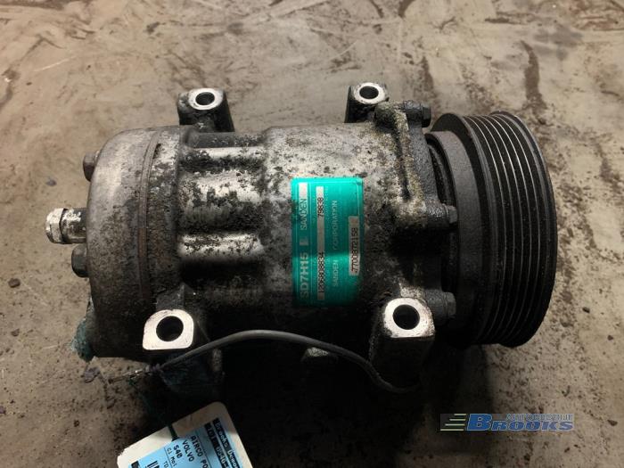 Gebruikte Aircopomp Volvo S40 (VS) 1.9 TD Prijs € 15,00 Margeregeling aangeboden door Autobedrijf Brooks