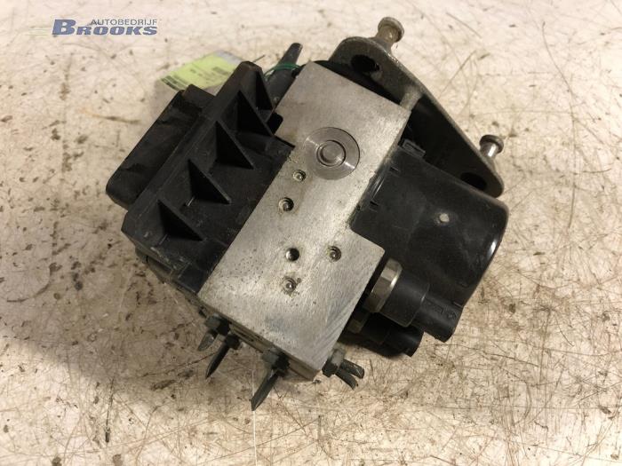 Gebruikte ABS Pomp Mercedes A (W168) 1.7 A-170 CDI 16V Prijs € 40,00 Margeregeling aangeboden door Autobedrijf Brooks