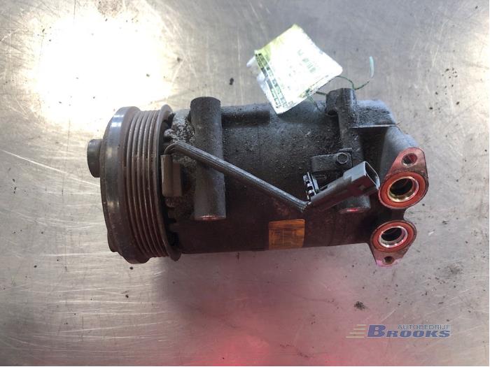 Gebruikte Aircopomp Ford Focus 2 1.6 TDCi 16V 90 Prijs € 45,00 Margeregeling aangeboden door Autobedrijf Brooks