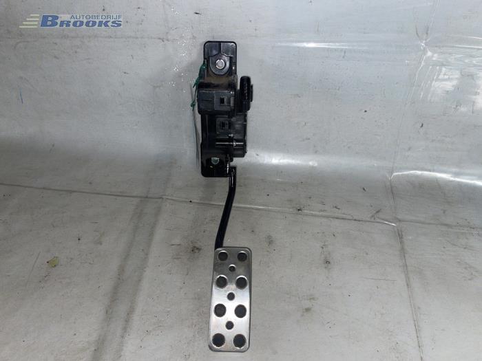 Gebruikte Gaspedaalpositie Sensor Mitsubishi Pajero Hardtop (V6/7) 3.2 DI-D 16V Autom. Prijs € 100,00 Margeregeling aangeboden door Autobedrijf Brooks