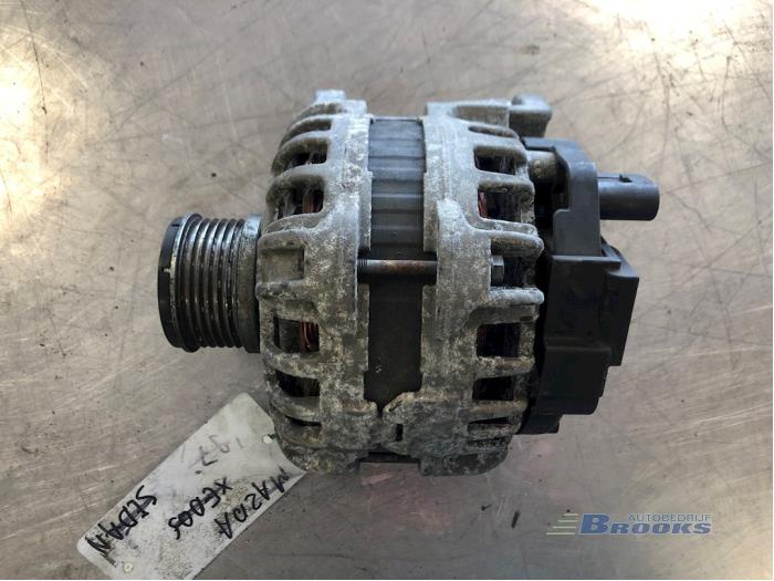 Gebruikte Dynamo Iveco New Daily V 35C17SV Prijs op aanvraag aangeboden door Autobedrijf Brooks
