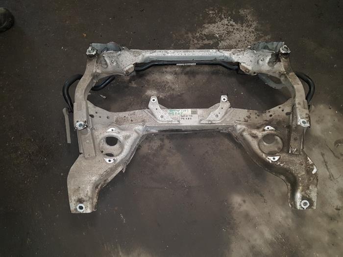 Gebruikte Subframe BMW 1 serie (E81) 116i 1.6 16V Prijs € 105,00 Margeregeling aangeboden door van de Bunte Teuge B.V.