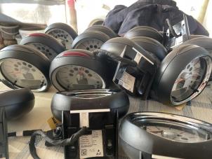 Gebruikte Toerenteller Mini Diversen Prijs € 52,50 Margeregeling aangeboden door van de Bunte Teuge B.V.