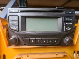 Gebruikte Radio Hyundai IX20 Prijs € 100,00 Margeregeling aangeboden door van de Bunte Teuge B.V.